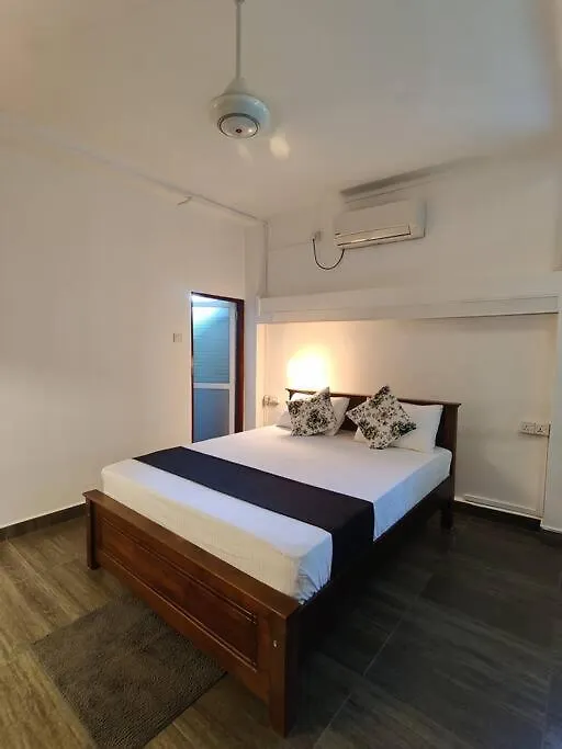 Apartment In Negombo Near Beach