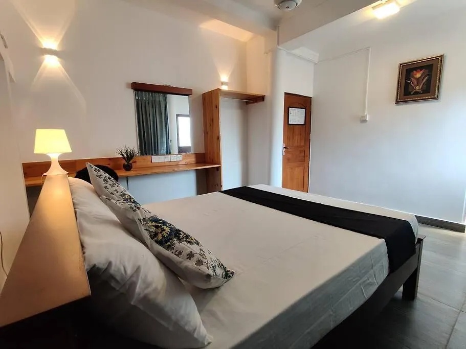 Apartment In Negombo Near Beach