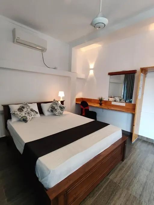 Apartment In Negombo Near Beach Sri Lanka