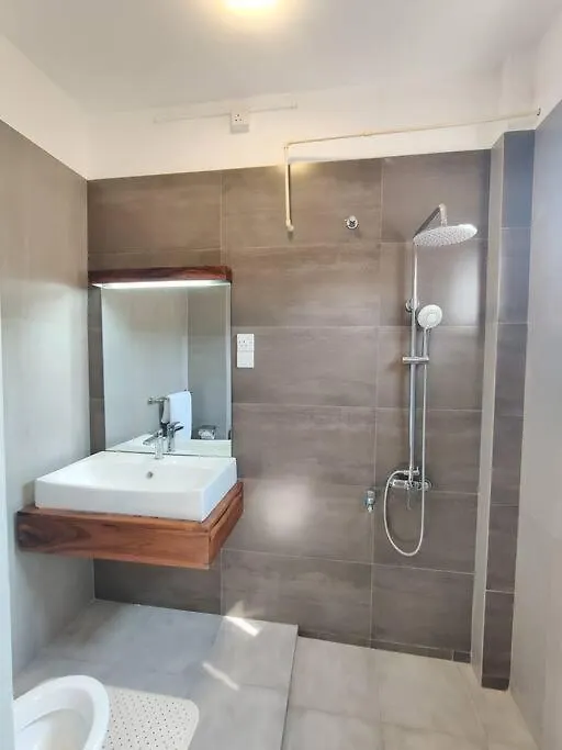 Apartment In Negombo Near Beach Sri Lanka